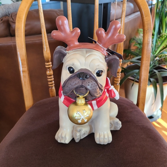 Christmas Pug - Picture 1 of 5